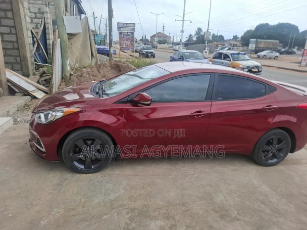 Hyundai Elantra 2013 Red