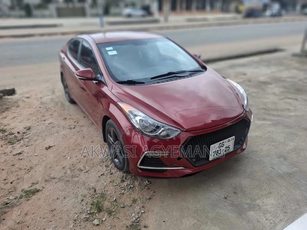 Hyundai Elantra 2013 Red