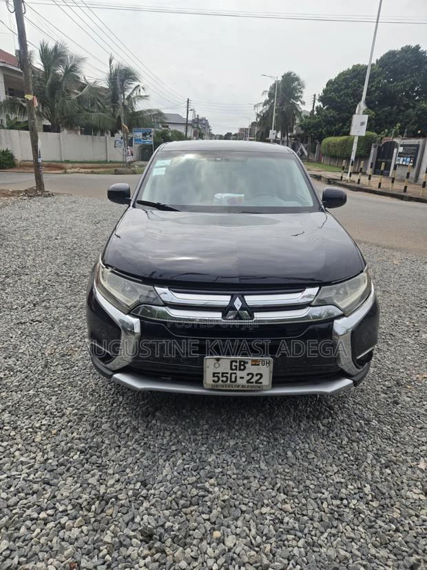 Mitsubishi Outlander 2017 Black
