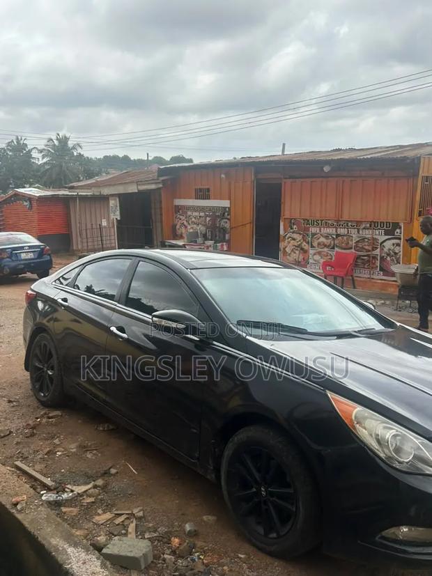 Hyundai Sonata Limited 2.0T Sedan (2.0L 4cyl 6A) 2012 Black