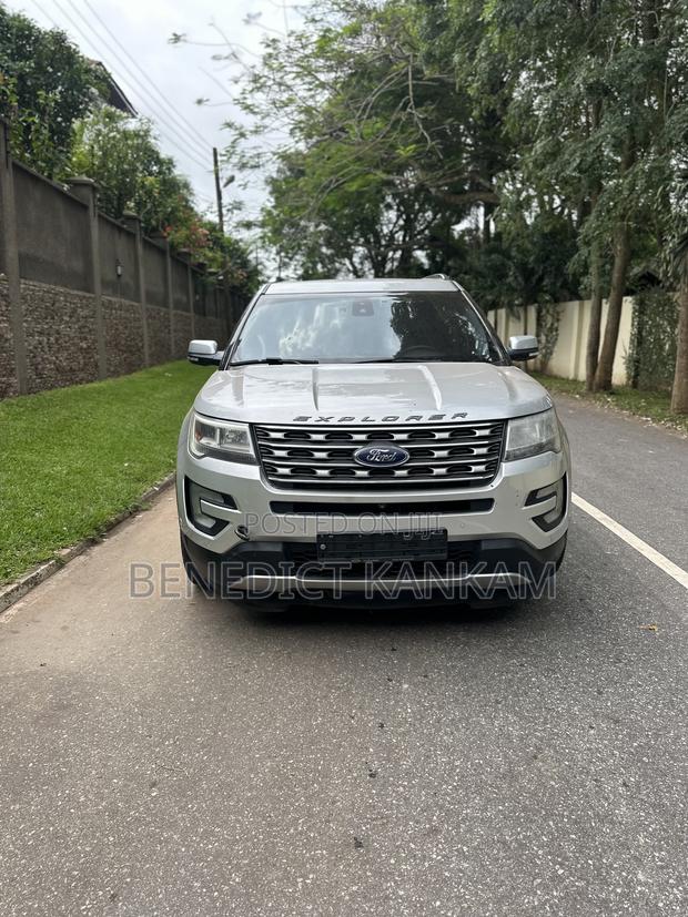 Ford Explorer Limited 4dr SUV (3.5L 6cyl 6A) 2016 Silver