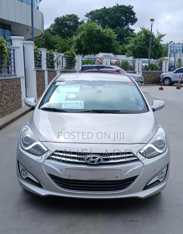Hyundai i40 1.7 CRDi 136hp Sedan 2012 Silver