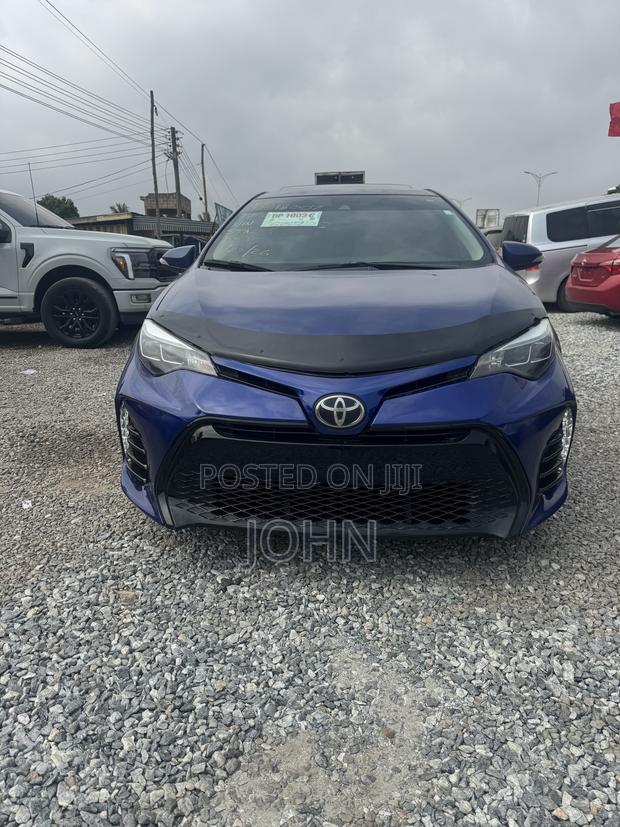 Toyota Corolla XSE 4dr Sedan (1.8L 4cyl CVT) 2017 Blue