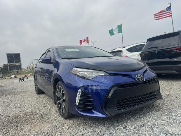 Toyota Corolla XSE 4dr Sedan (1.8L 4cyl CVT) 2017 Blue