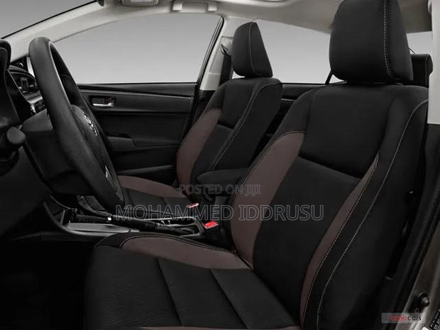 Toyota Corolla 2018 Gray