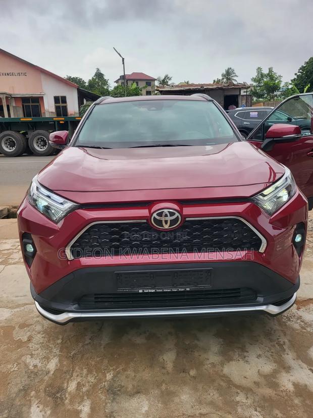 Toyota RAV4 2023 Red