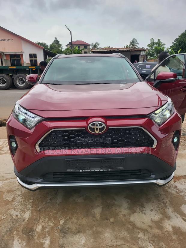 Toyota RAV4 2023 Red