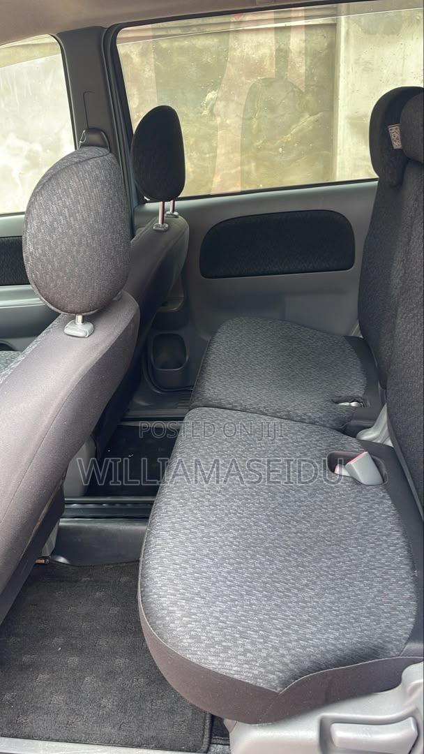 Toyota Sienta 1.5 AWD 2013 Blue