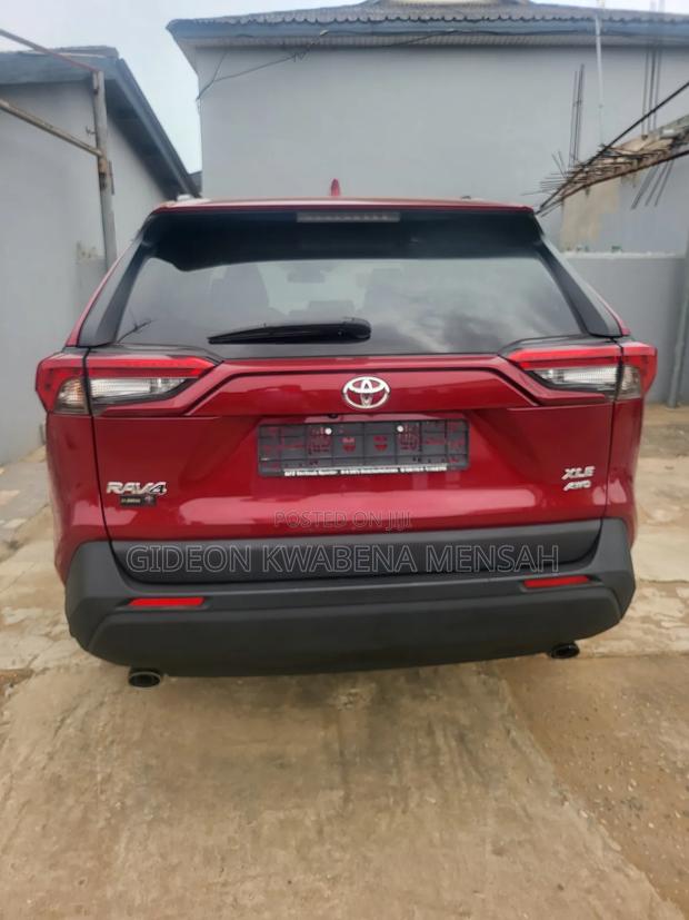 Toyota RAV4 2023 Red