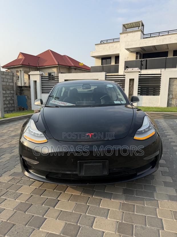 Tesla Model 3 Standard Range Plus RWD 2021 Black