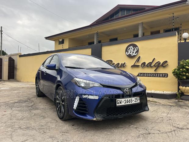 Toyota Corolla 2019 Blue