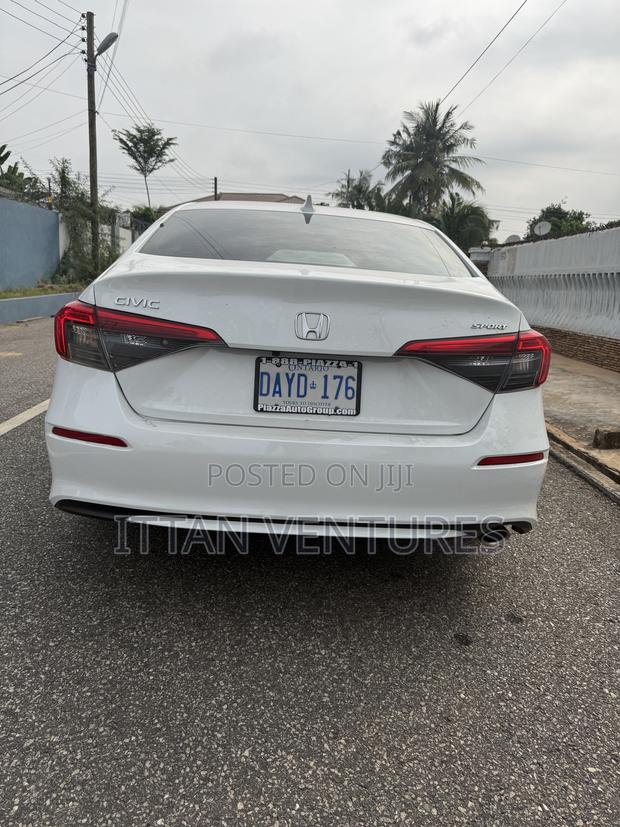 Honda Civic Sport 2022 White