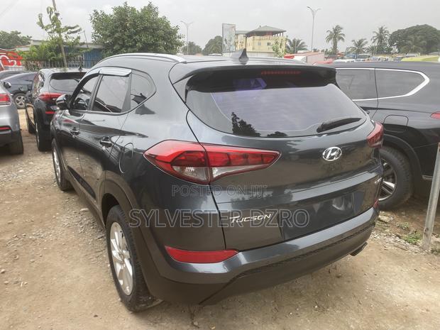 Hyundai Tucson 2018 Black