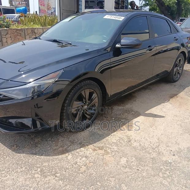 Hyundai Elantra 2021 Black