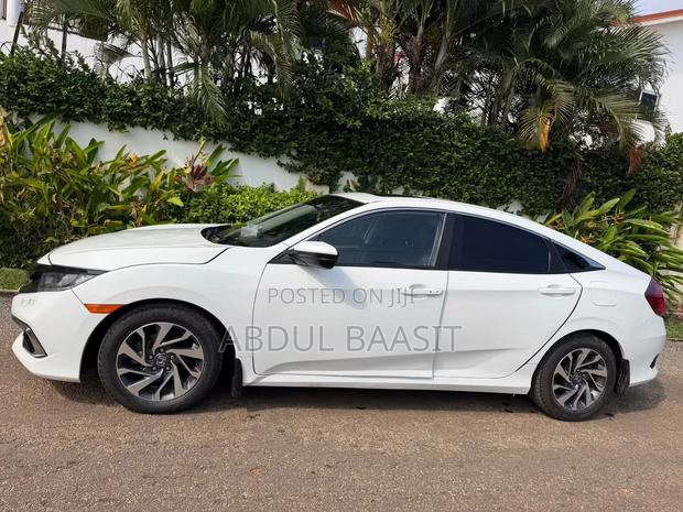 Honda Civic EX Sedan 2019 White
