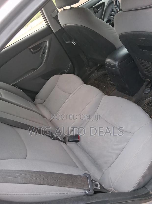 Hyundai Elantra 2013 Silver