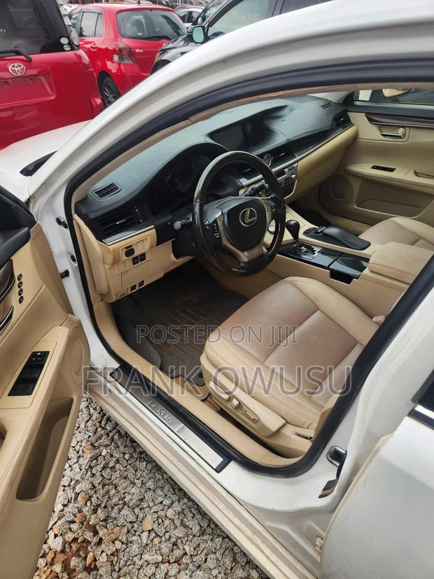 Lexus ES 350 FWD 2013 White