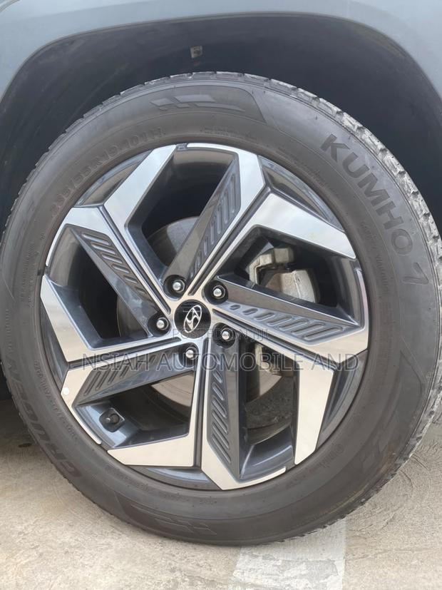Hyundai Tucson 2022 Green