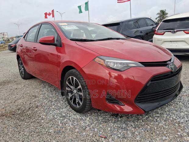 Toyota Corolla 2017 Red