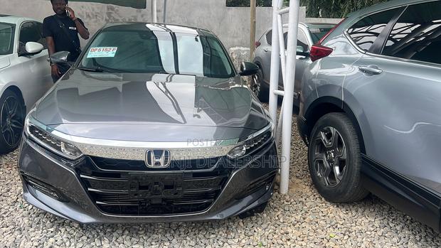 Honda Accord 2018 White