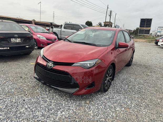 Toyota Corolla LE 4dr Sedan (1.8L 4cyl CVT) 2017 Red