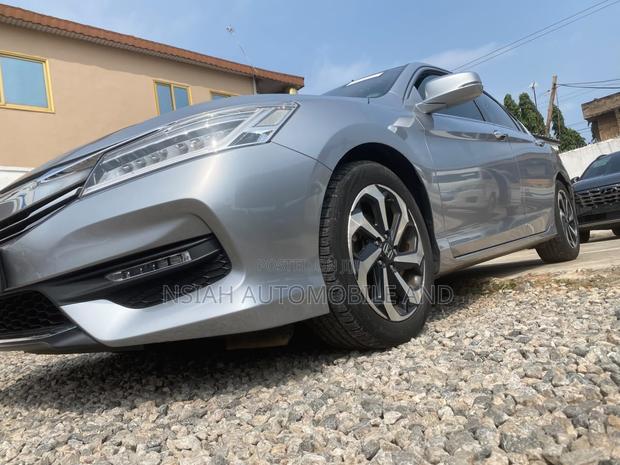 Honda Accord 2017 Silver