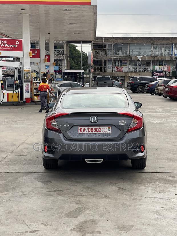 Honda Civic Sport 2021 Gray