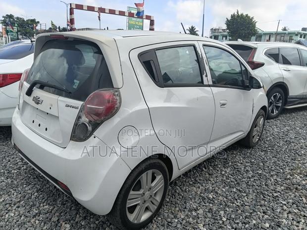 Chevrolet Spark 2014 White