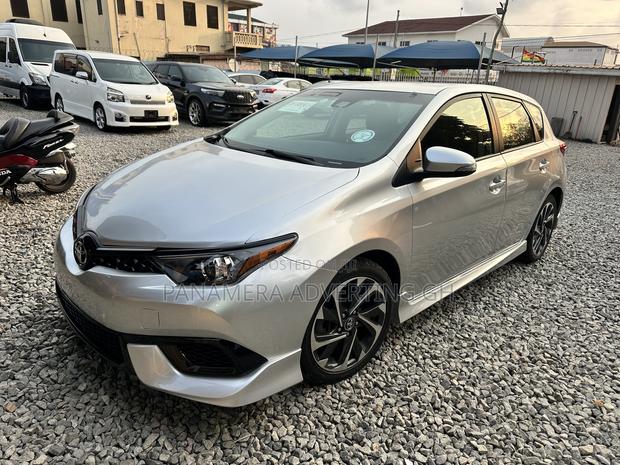 Toyota Corolla 2018 Gray