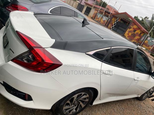 Honda Civic EX 4dr Sedan (2.0L 4cyl) 2017 White