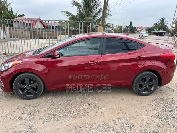 Hyundai Elantra 2013 Red