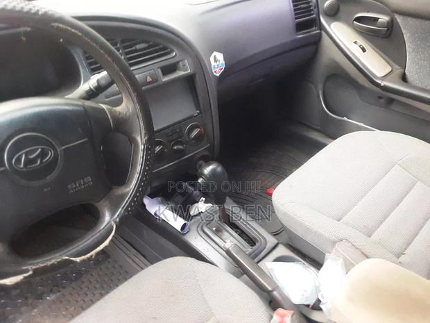 Hyundai Elantra 2005 Gray
