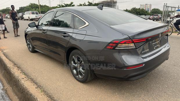 Honda Accord EX CVT 2024 Gray