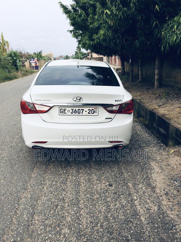 Hyundai Sonata Limited 2.0T Sedan (2.0L 4cyl 6A) 2013 White