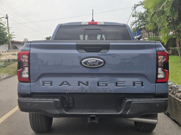 Ford Ranger XLT 4WD SuperCrew 5' Box 2025 Gray