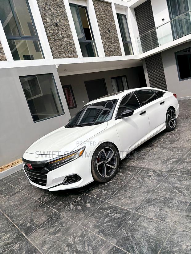 Honda Accord Sport 2.0T 2022 White
