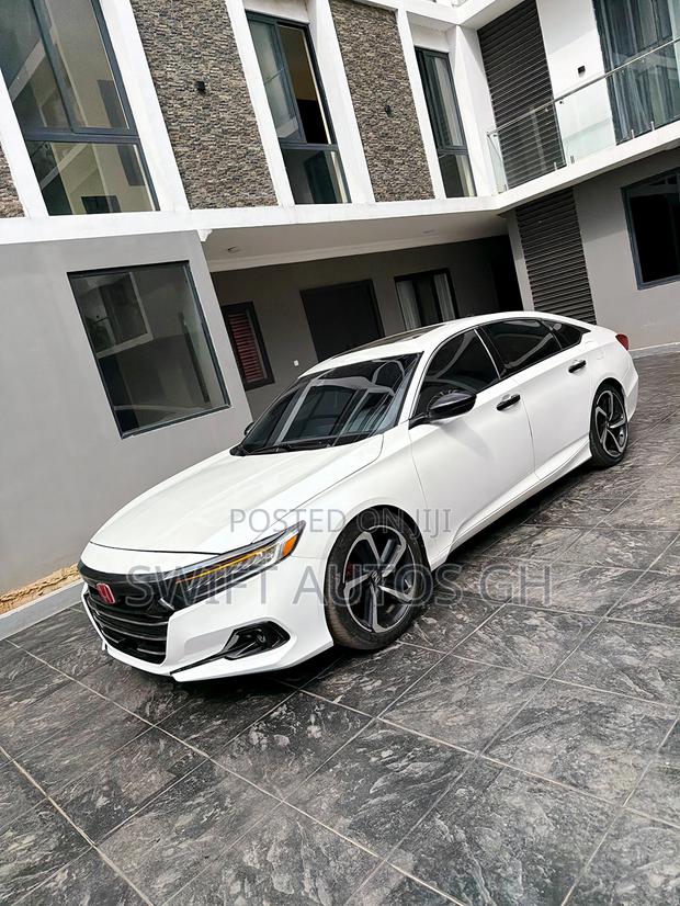 Honda Accord Sport 2.0T 2022 White