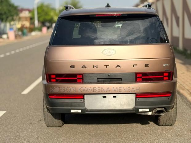 Hyundai Santa Fe 2024 Gold