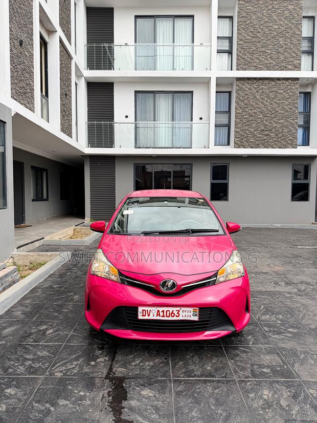 Toyota Vitz 1.3 FWD 5dr 2015 Pink