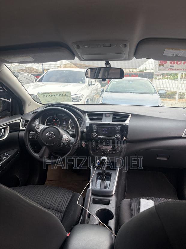 Nissan Sentra SV 2018 Black