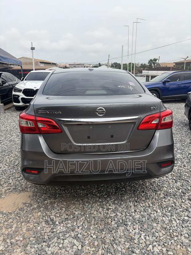 Nissan Sentra SV 2018 Black