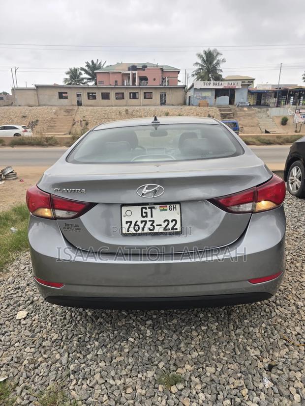 Hyundai Elantra 2015 Gray