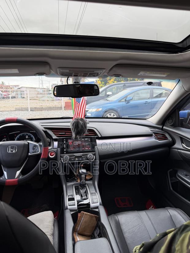 Honda Civic EX 4dr Hatchback (1.5L 4cyl) 2017 Blue