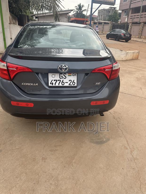 Toyota Corolla 2017 Gray