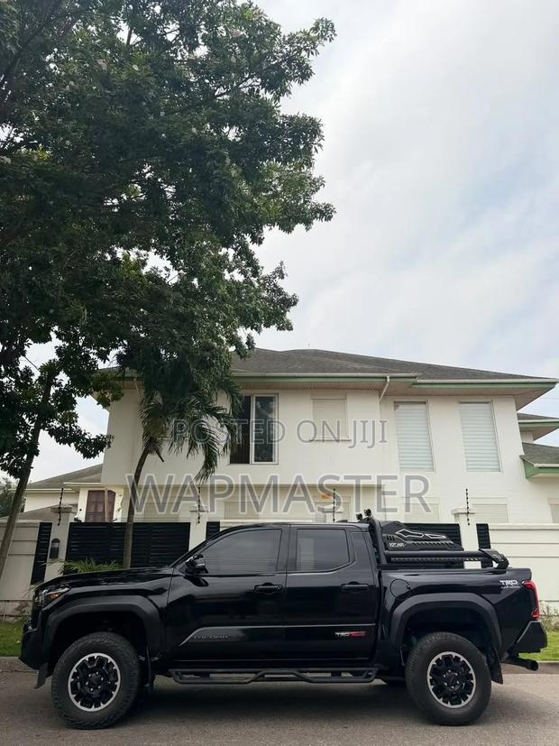 New Toyota Tacoma 2025 Black