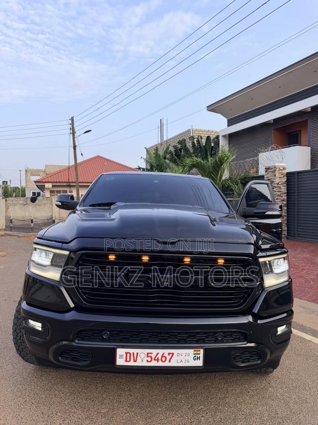 Dodge RAM 1500 5.7 Petrol AWD 2019 Black