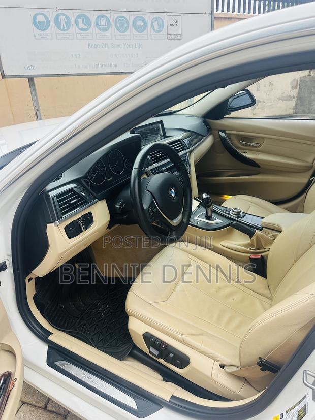 BMW 3 Series 328i RWD 2013 White