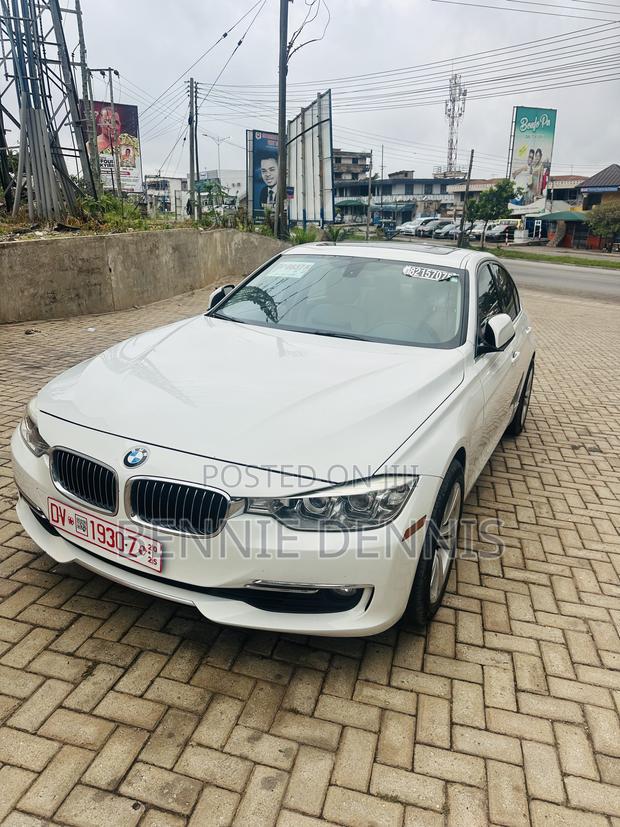BMW 3 Series 328i RWD 2013 White