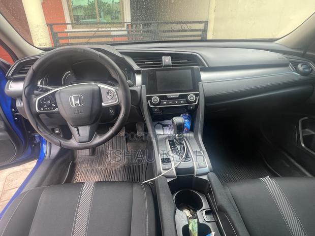 Honda Civic EX Sedan 2018 Blue