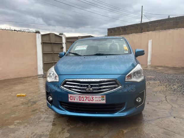 Mitsubishi Mirage 2018 Blue
